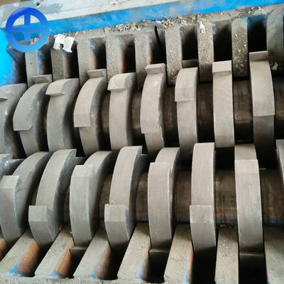 Métal résistant de machine de défibreur de 2 axes écrasant la machine 45 kilowatts * puissance 2