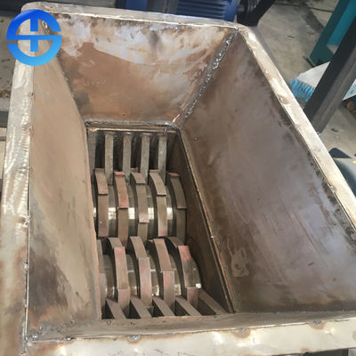 500 kg/h heures de puissance défibreur simple d'axe de 30 kilowatts pour des chutes